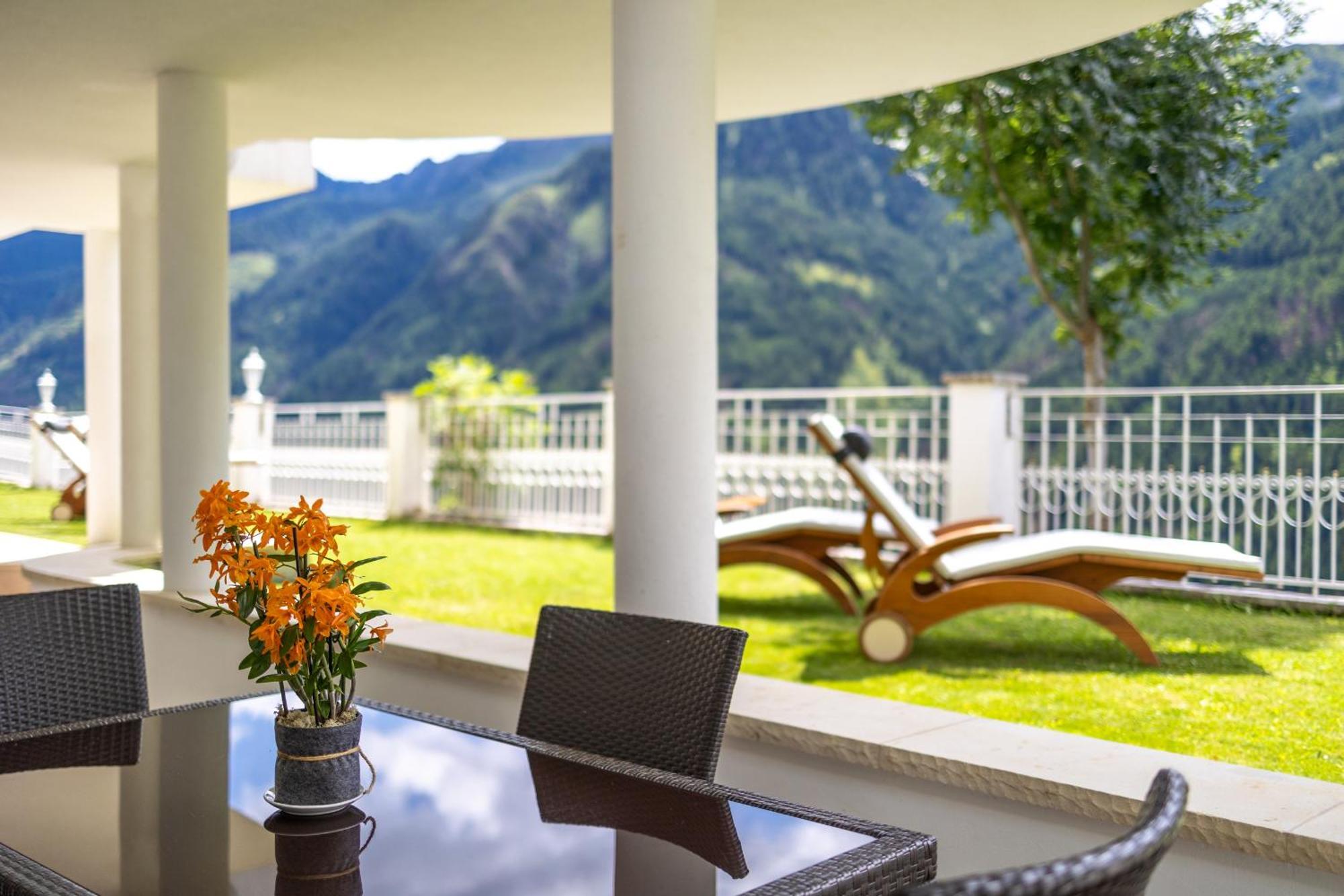 B&B Das Land-Palais - Private Mountain Hideaway Selva dei Molini Eksteriør billede