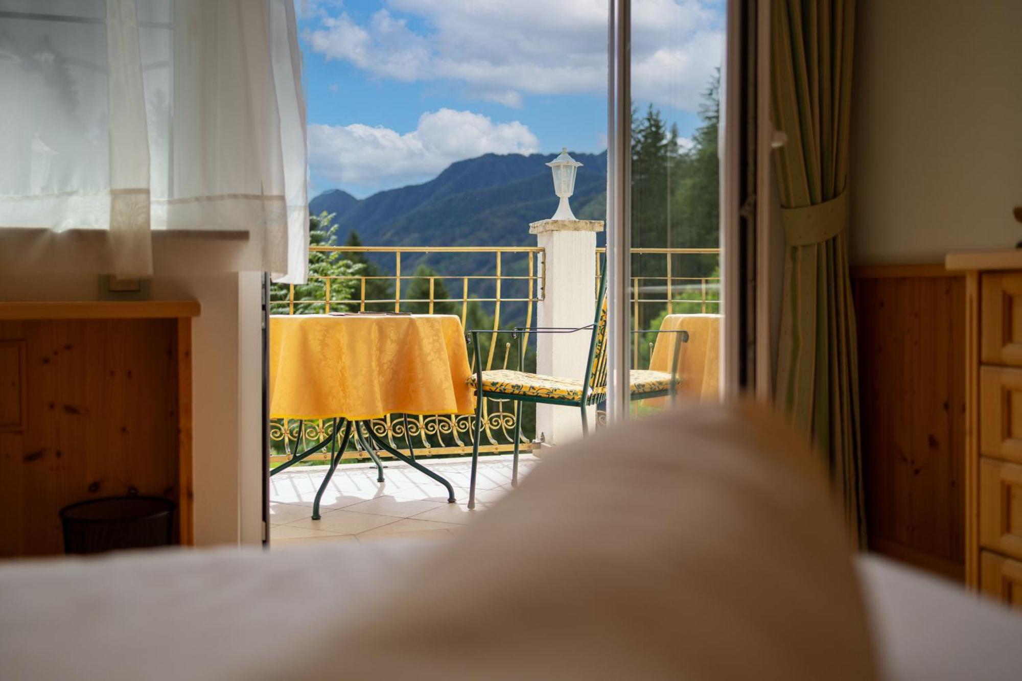 B&B Das Land-Palais - Private Mountain Hideaway Selva dei Molini Eksteriør billede