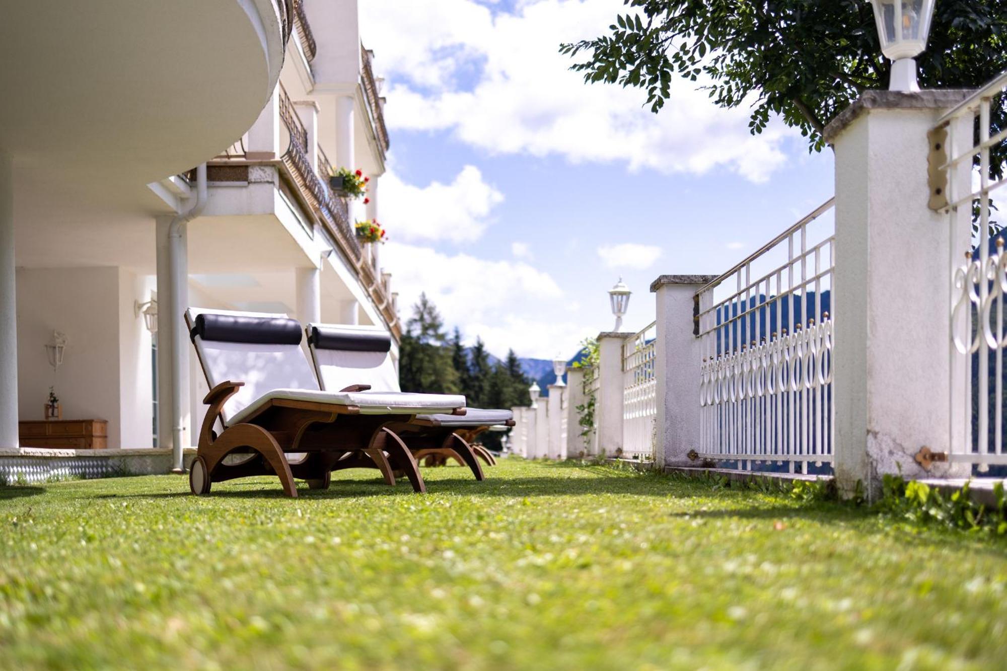 B&B Das Land-Palais - Private Mountain Hideaway Selva dei Molini Eksteriør billede